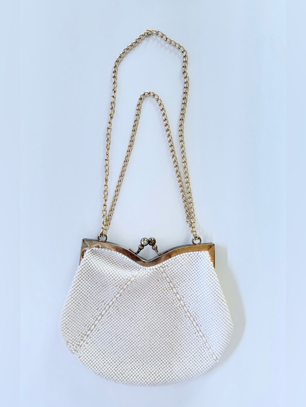 Vintage Wh Beaded Kiss Lock Evening Bag | Made in Hong Kong Chain Bridal Purse